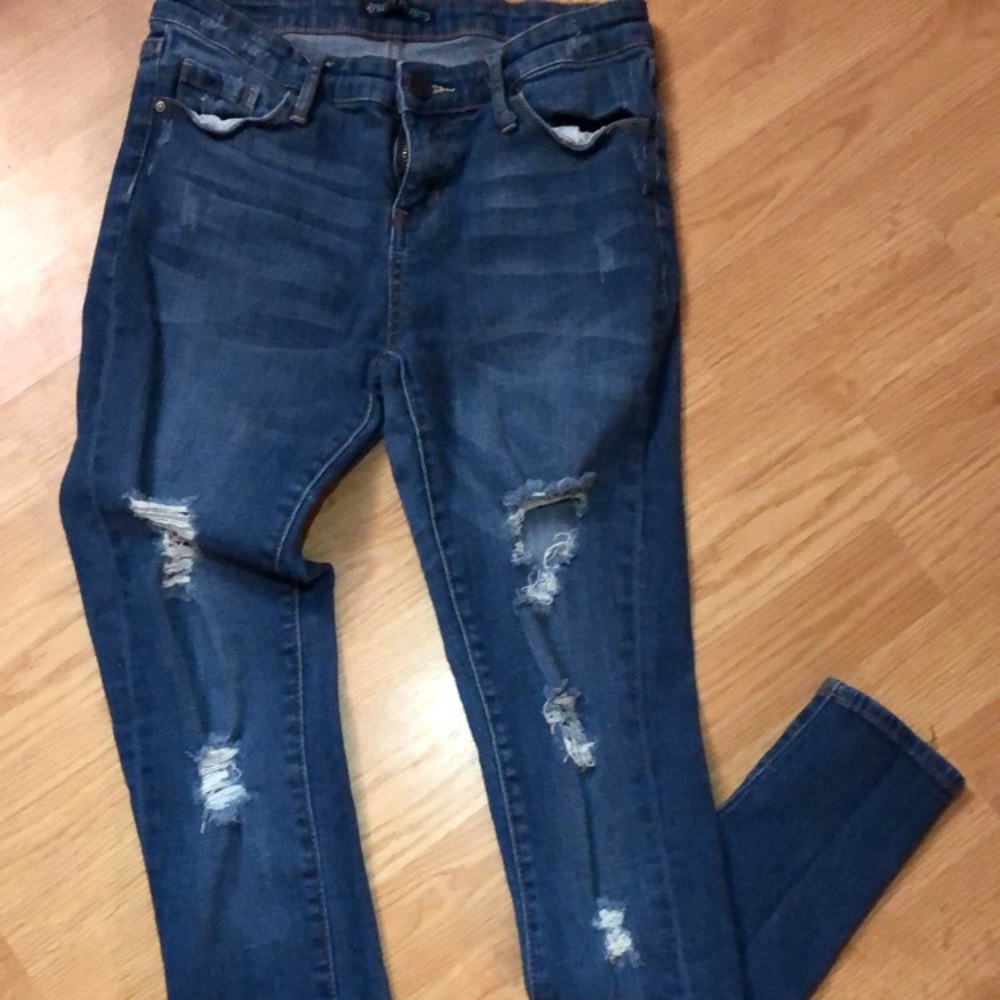 Distressed Skinny Jeans